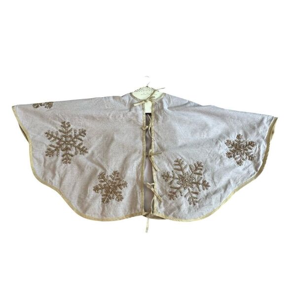 CYNTHIA ROWLEY New York Beige Gold Bead Snowflakes Christmas Tree Skirt 50” NWT - Picture 6 of 10